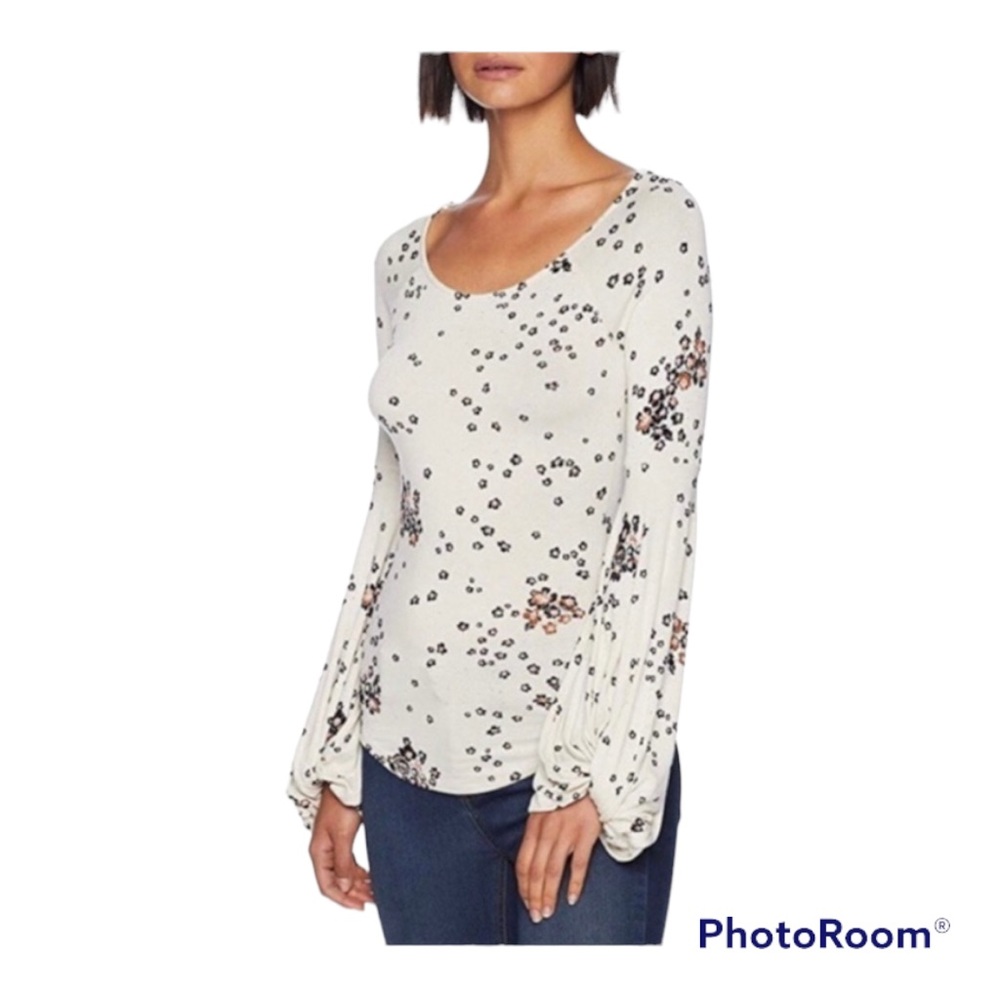 Free People Tea Combo floral top - Picture 5 of 15